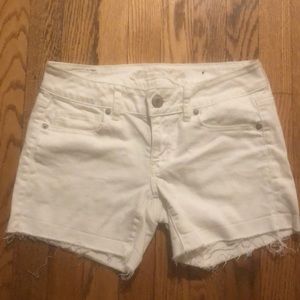 American eagle shorts size 4